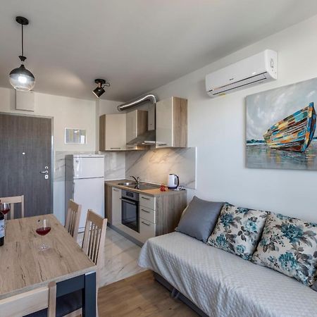 Apartman Lukiana*** Appartement Split Buitenkant foto