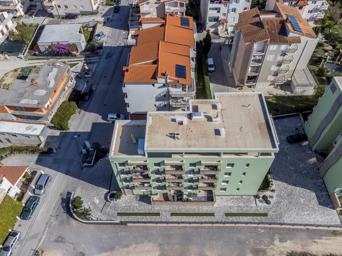Apartman Lukiana*** Appartement Split Buitenkant foto